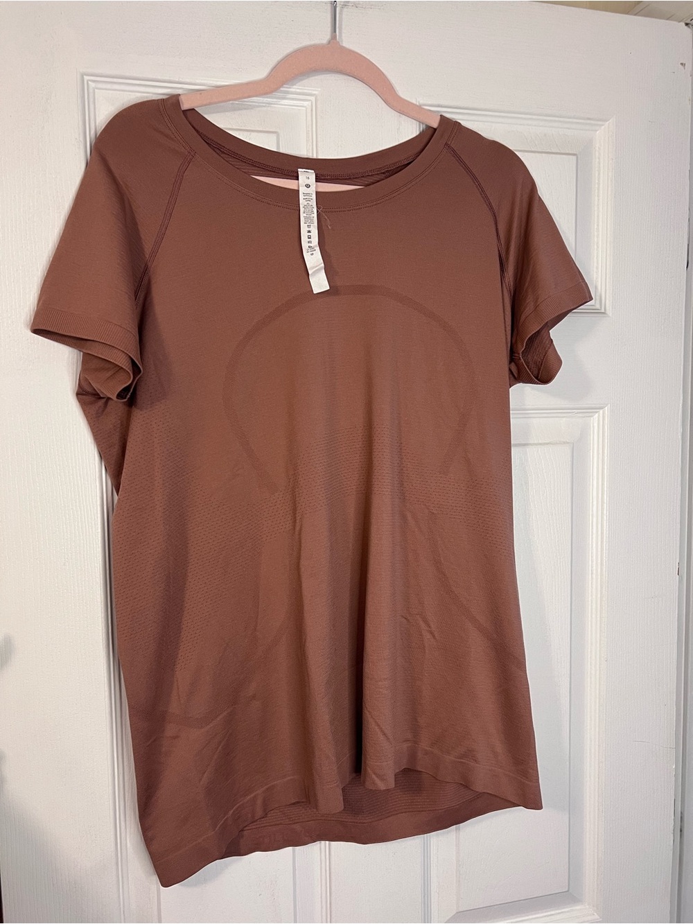 #688 Lululemon Swiftly Tech SS 2.0 Race Length Ancient Copper 16 EUC